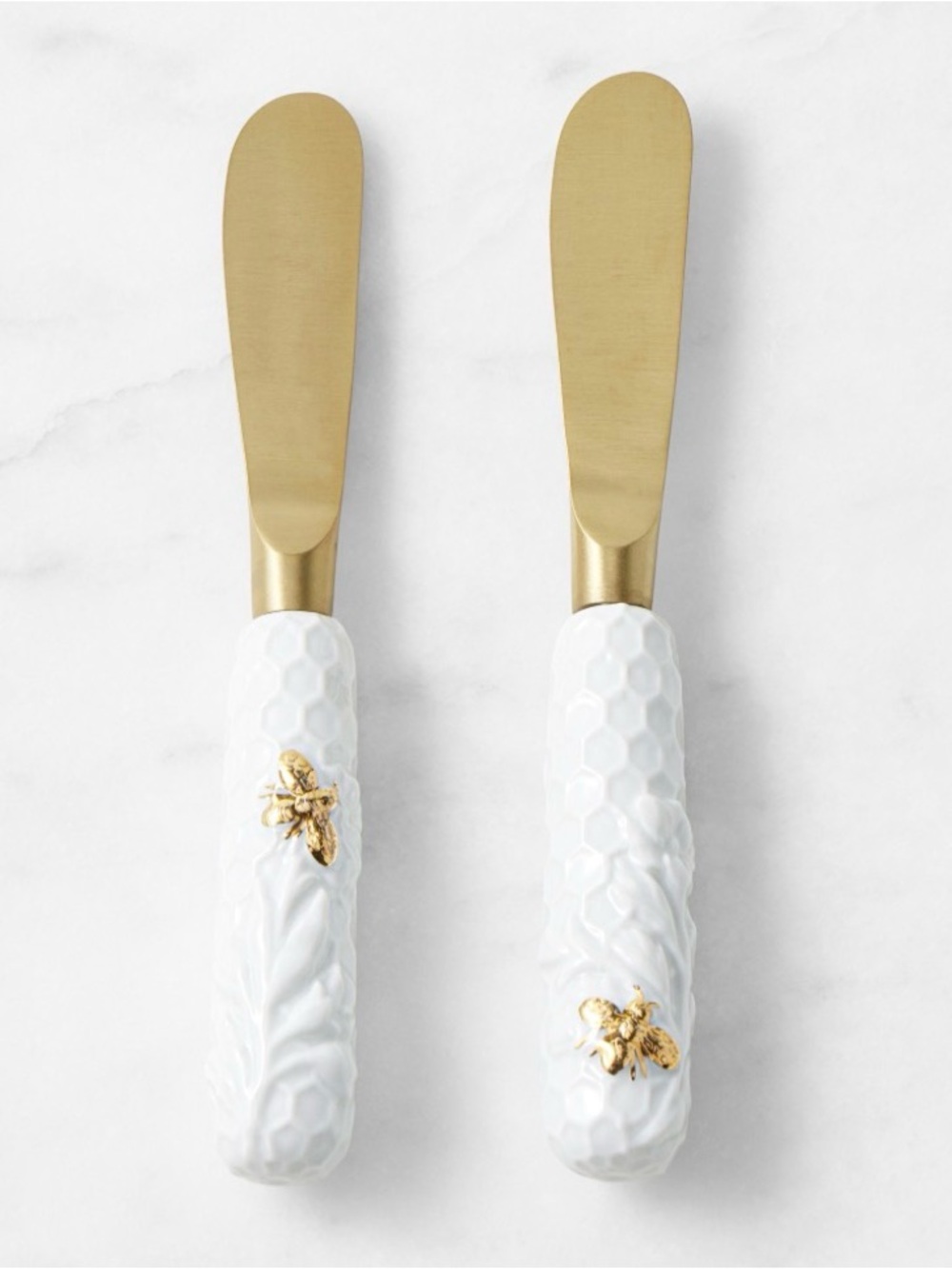 NWT Williams Sonoma Honeycomb Cheese Spreaders, Set of 2 - Picture 2 of 2